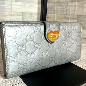 Gucci monogram silver long wallet EUC